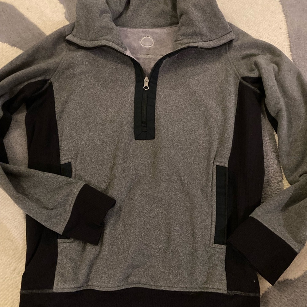 Lululemon Athletica Gray and Black Pullover